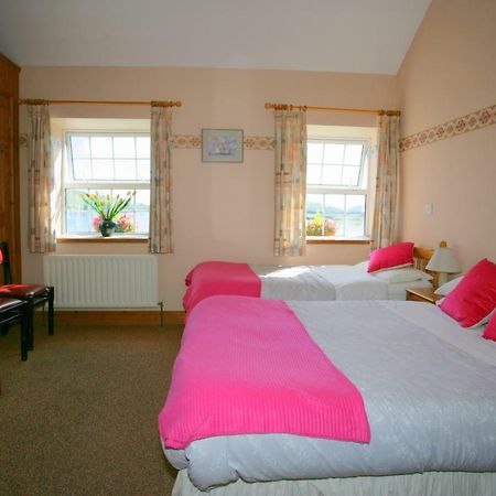 Cottage Heights B&B Castletownbere Exterior photo