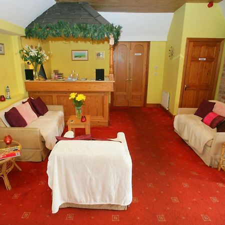 Cottage Heights B&B Castletownbere Exterior photo