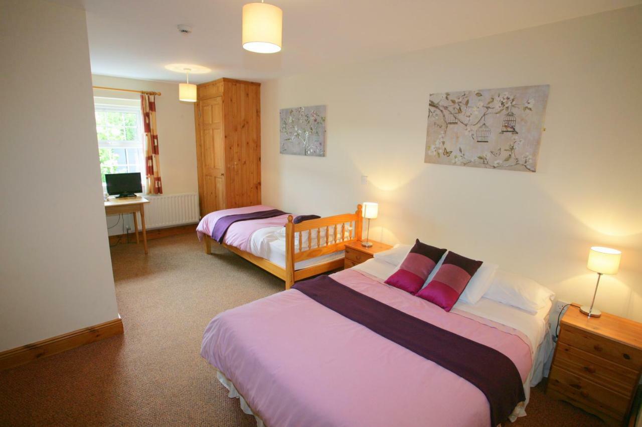 Cottage Heights B&B Castletownbere Exterior photo